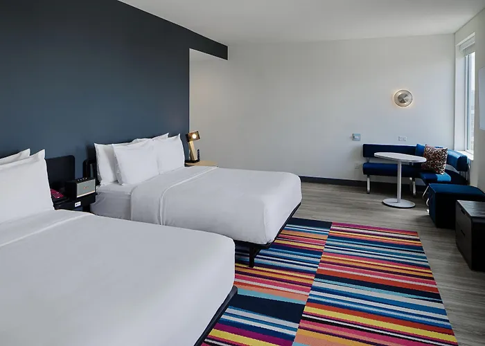 Aloft By Marriott District Hotel 3*