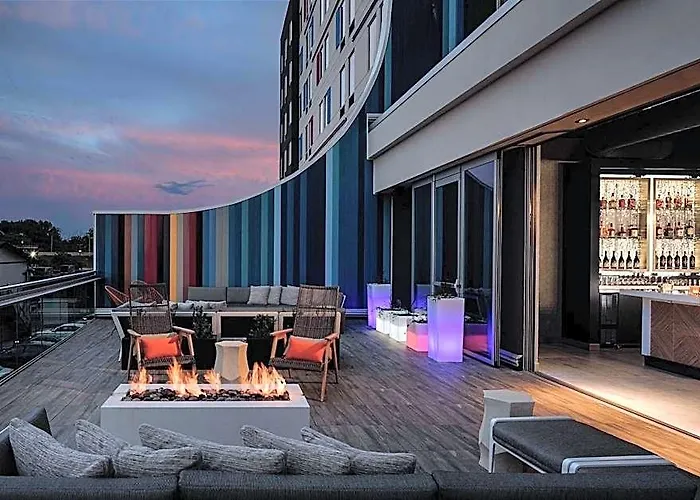Aloft By Marriott District 3*