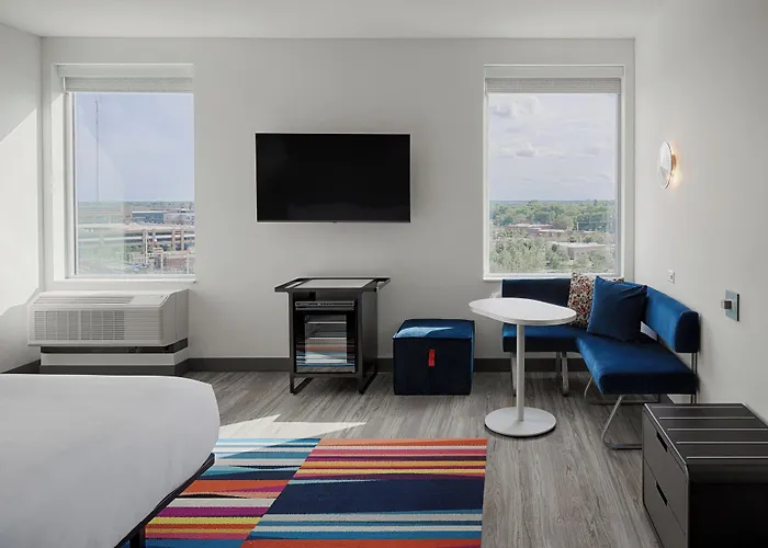 Hotel Aloft By Marriott District 3*